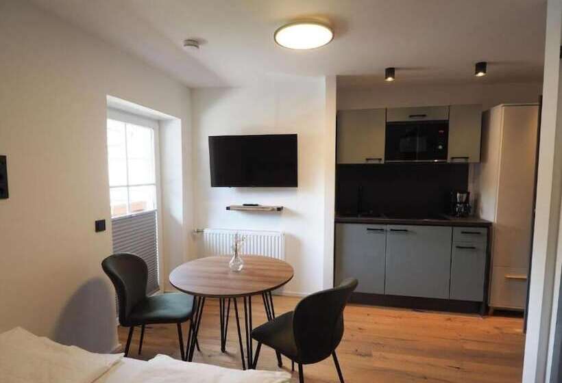 צימר Leni S Mountain Appartements