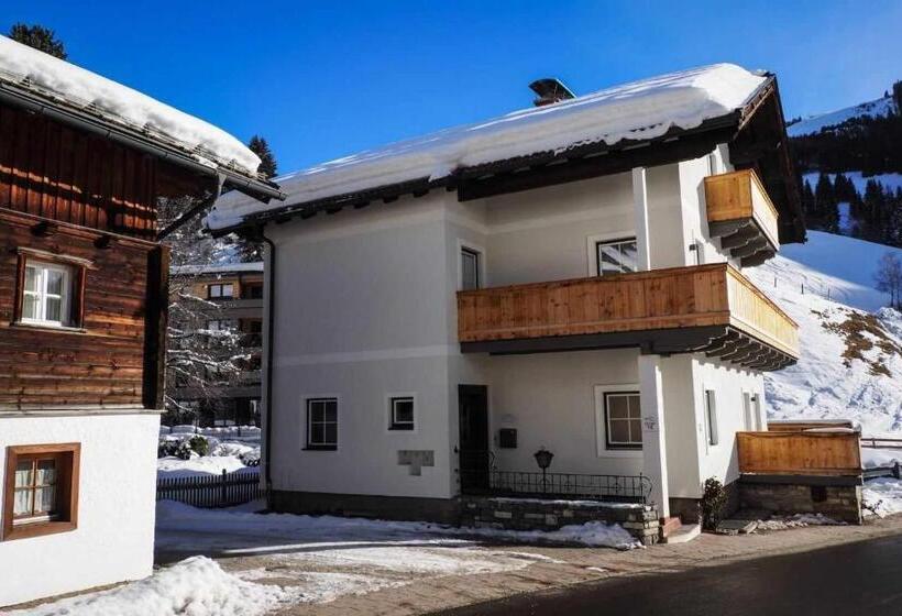 צימר Leni S Mountain Appartements