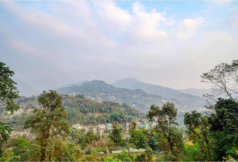 Fabhotel Rikhila S Regency