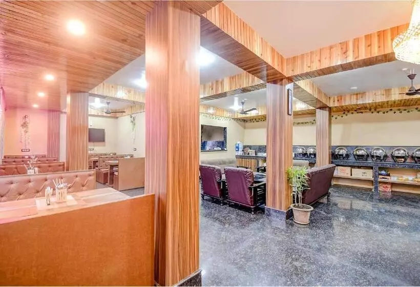 Fabhotel Rikhila S Regency