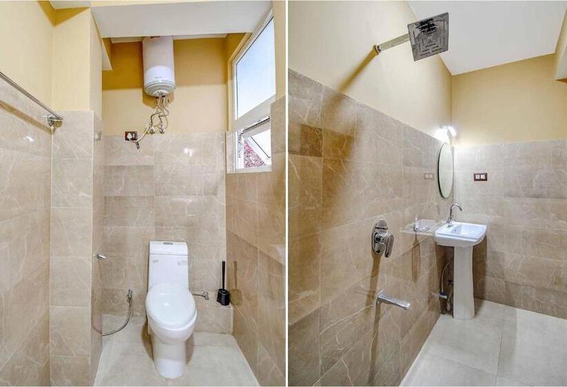 Fabhotel Rikhila S Regency