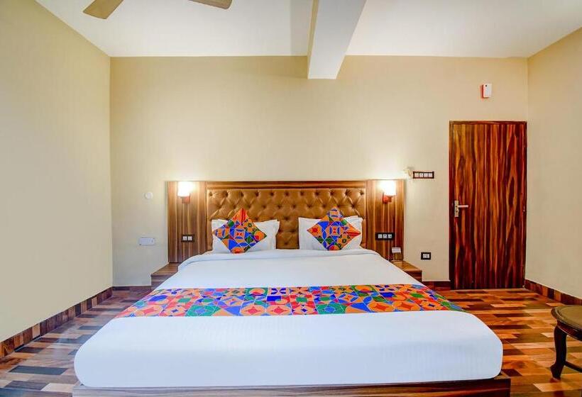 Fabhotel Rikhila S Regency