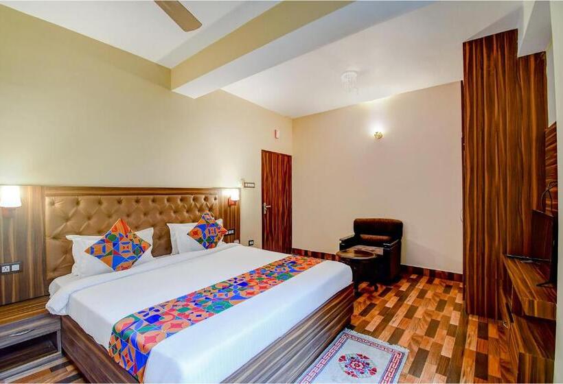 Fabhotel Rikhila S Regency