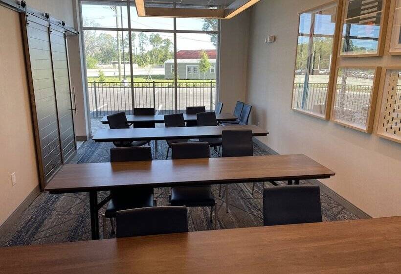 ホテル Holiday Inn Express   Starke, An Ihg