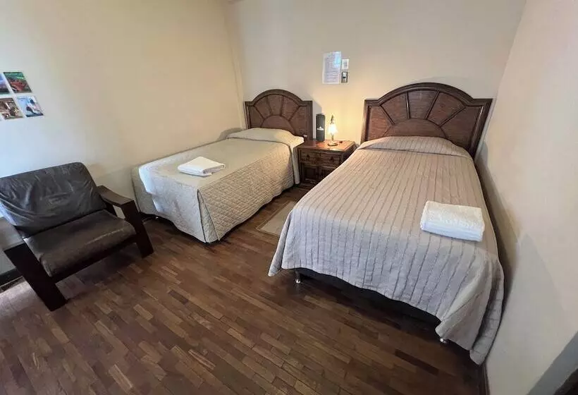 هتل La Culta Hostal & Casa Cultural