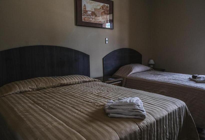 هتل La Culta Hostal & Casa Cultural