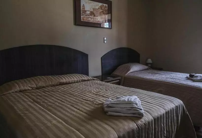 هتل La Culta Hostal & Casa Cultural