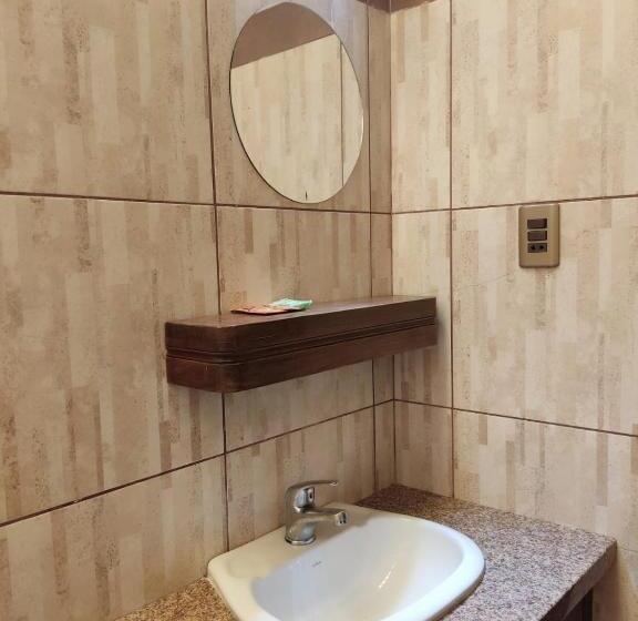 هتل La Culta Hostal & Casa Cultural