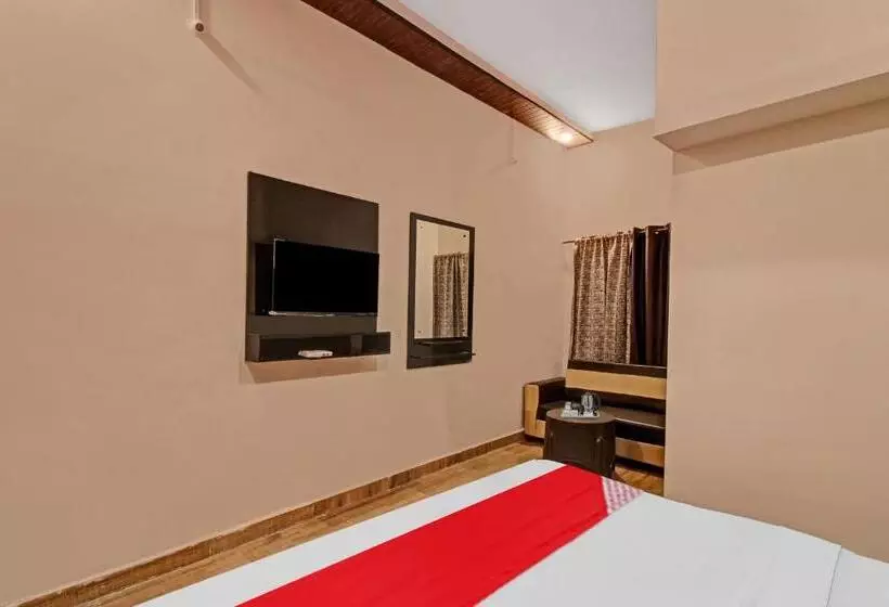 Hotelli Oyo Flagship 80648 Resort Stay Inn
