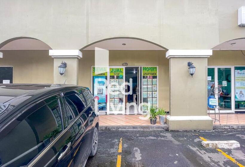 בית מלון כפרי Redliving Apartemen Mediterania Palace  Meditrans Property Tower B