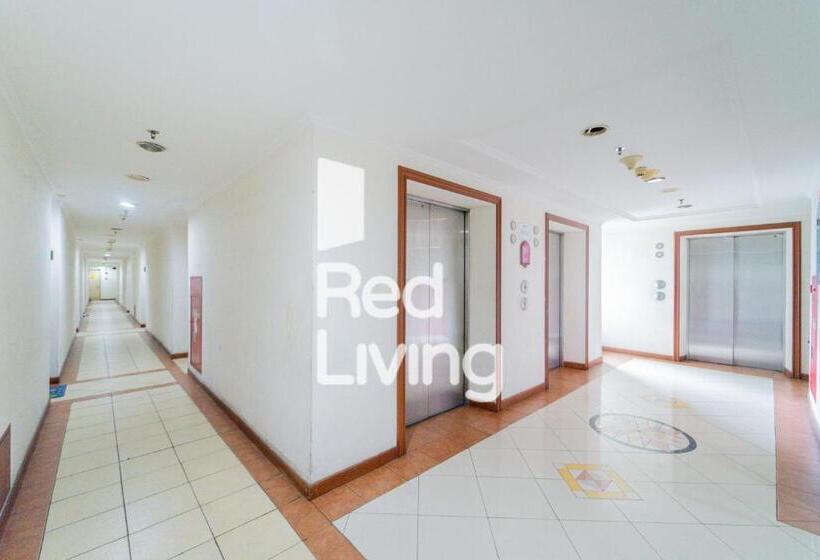 בית מלון כפרי Redliving Apartemen Mediterania Palace  Meditrans Property Tower B