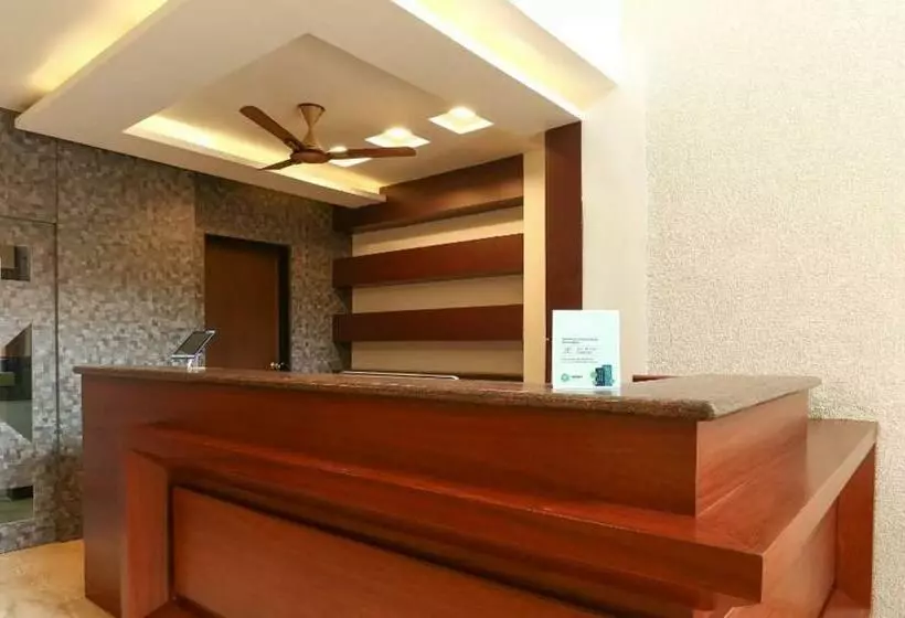 Hotelli Collection O Venky  S Stay Inn