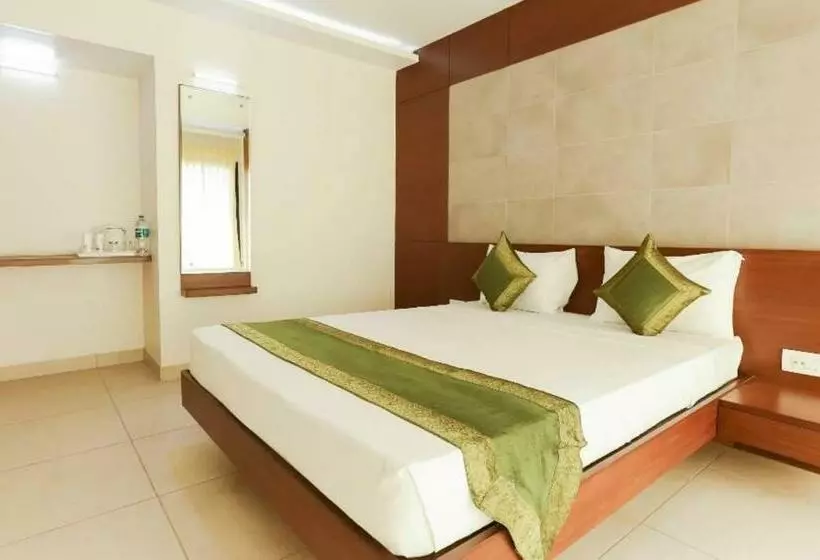 Hotelli Collection O Venky  S Stay Inn