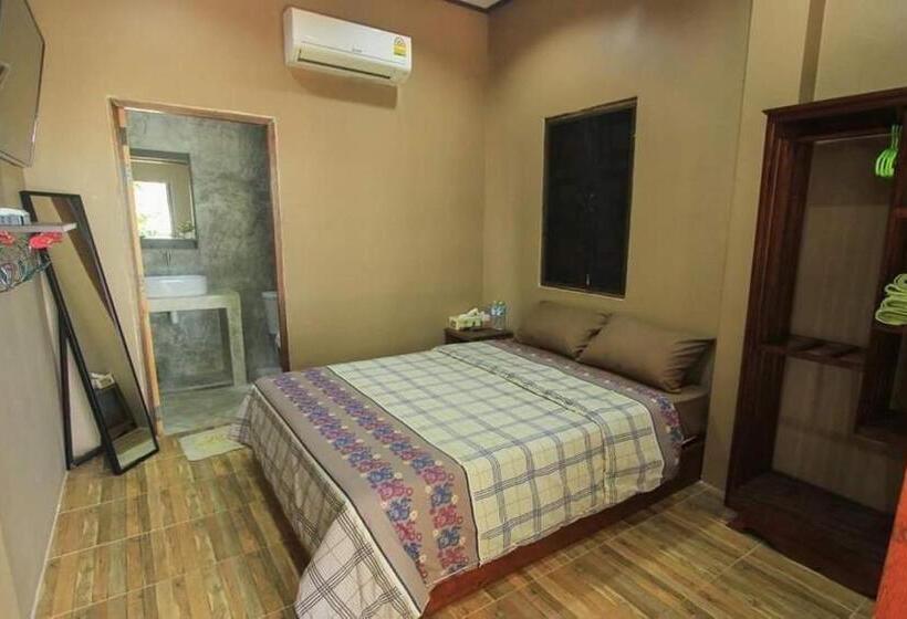 Pensjonat Baanyaiguesthouse