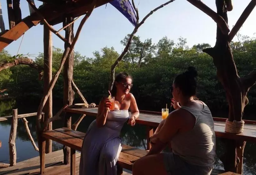 Majatalo Lily S Riverhouse