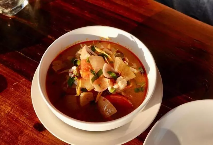 Majatalo Lily S Riverhouse