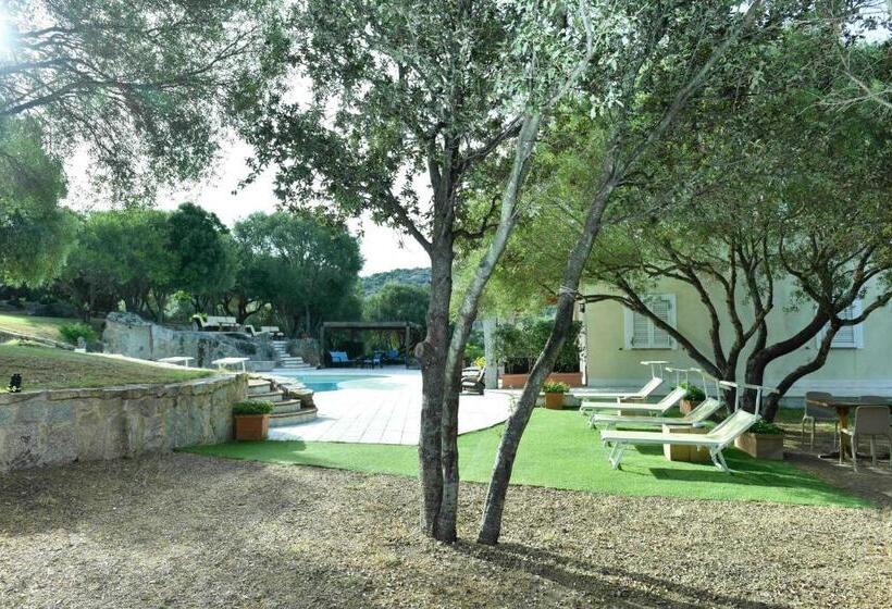 بنسيون Lu Pastruccialeddu