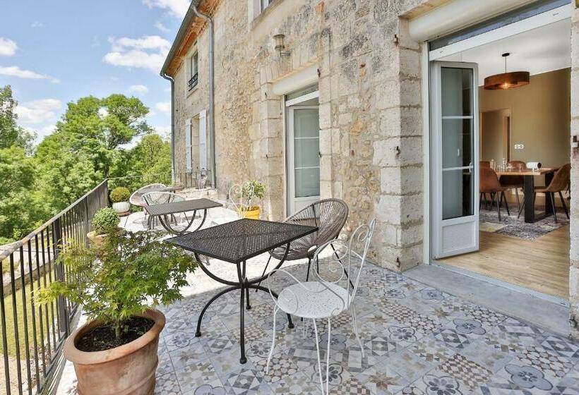 פנסיון Maison Du Roc