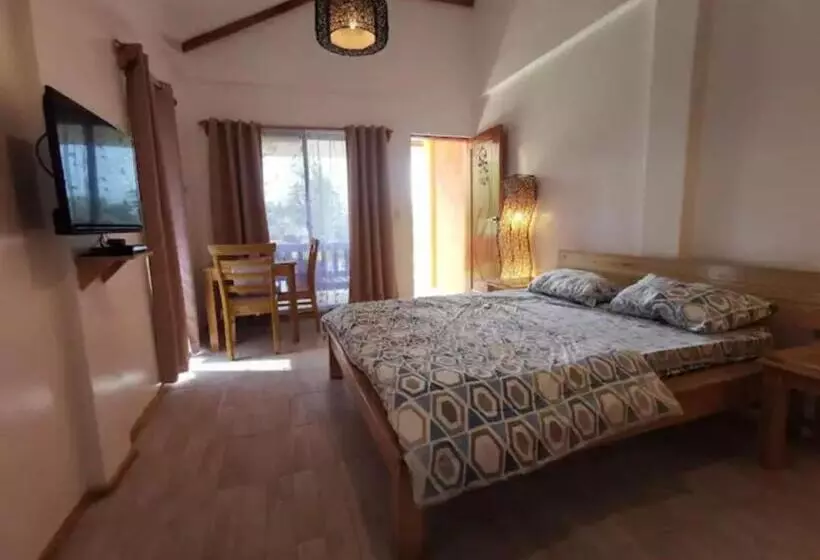پانسیون Saschas Place
