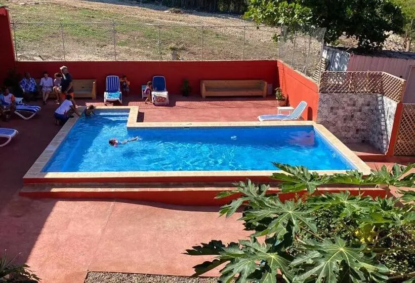 ペンション Villa Kiki Ensenada