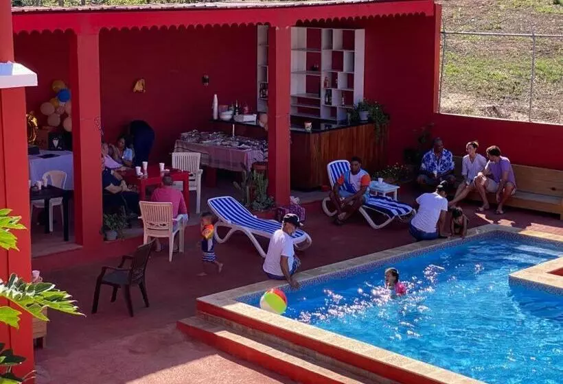 ペンション Villa Kiki Ensenada