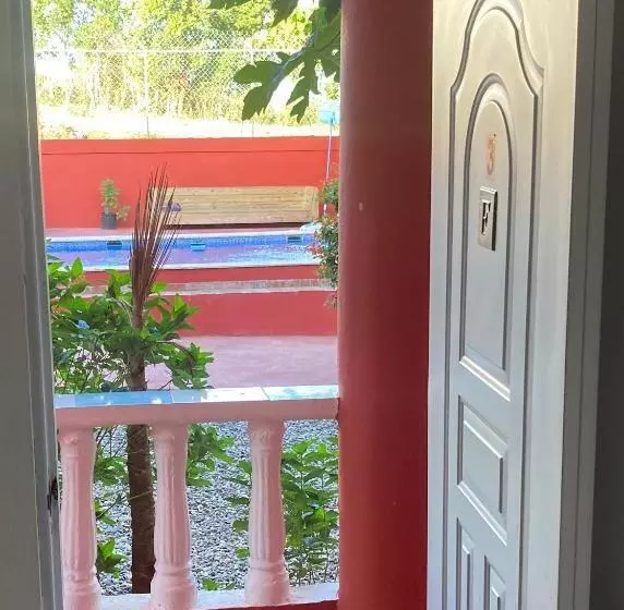 ペンション Villa Kiki Ensenada