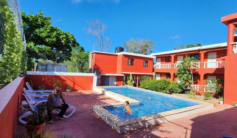 پانسیون Villa Kiki Ensenada