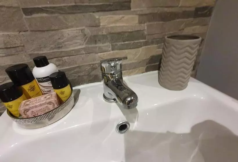 Aamiaismajoitus (B&B) Forest Hills Lodge