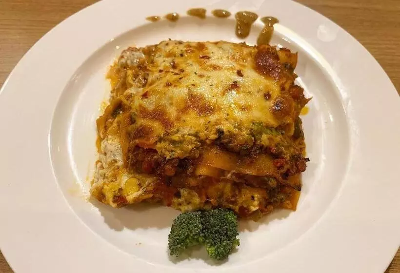 Hotelli Adinova
