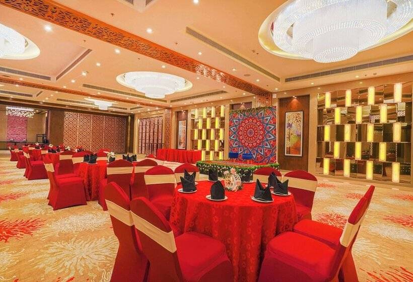 Отель Best Western Plus Chandigarh Mohali