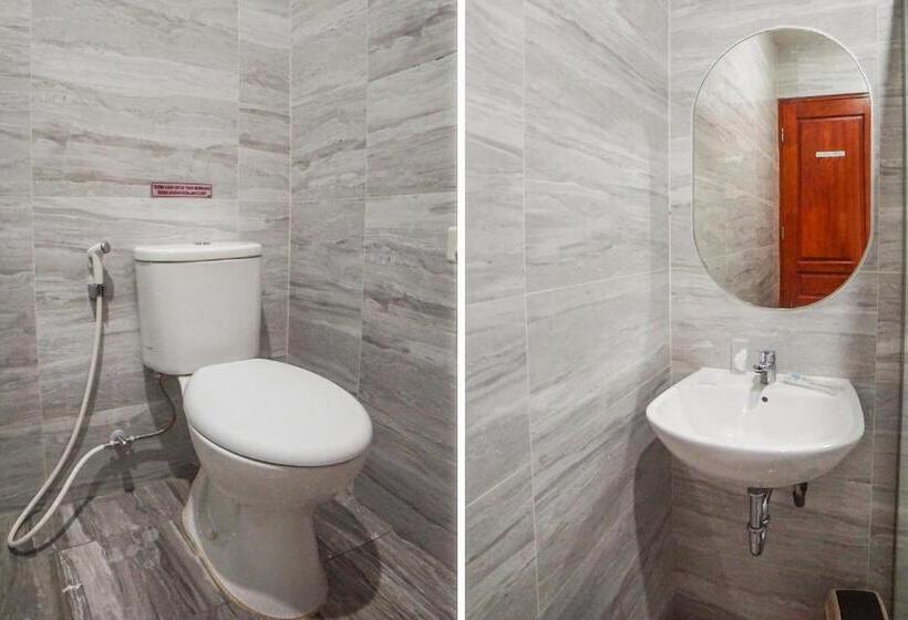 בית מלון כפרי Capital O 92066 Papakoel & Cafe