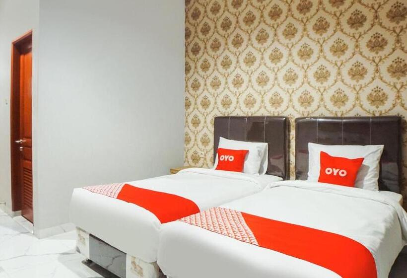 בית מלון כפרי Capital O 92066 Papakoel & Cafe