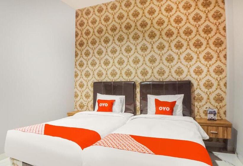 בית מלון כפרי Capital O 92066 Papakoel & Cafe