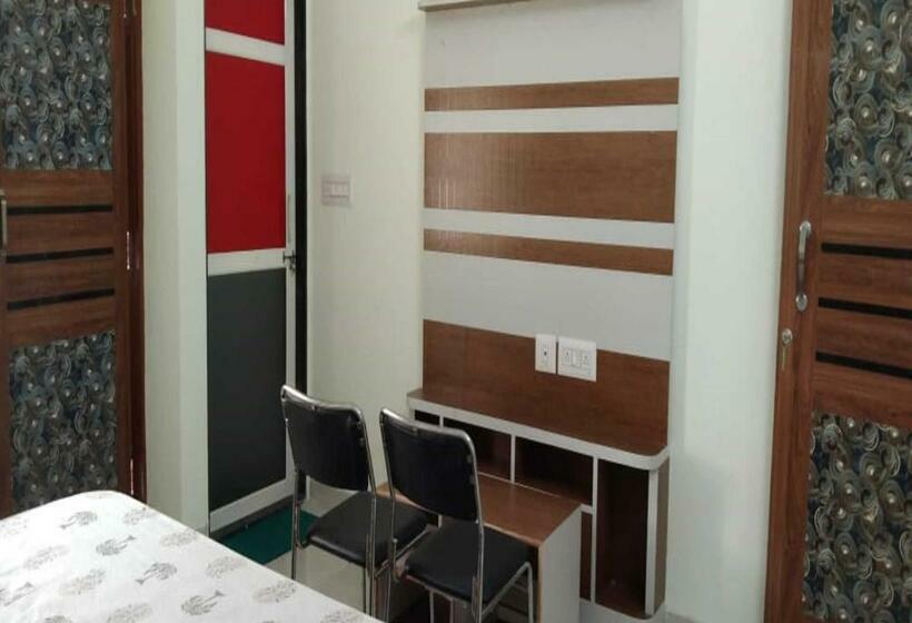 בית מלון כפרי Holiday Home, Dausa