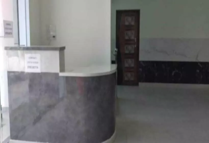 Hotelli Holiday Home, Dausa