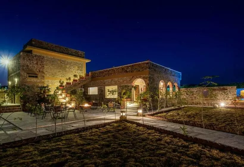 ホテル Sariska Courtyard By Armr Hospitality