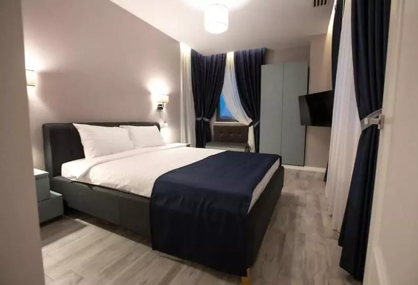 Omnia Apartments