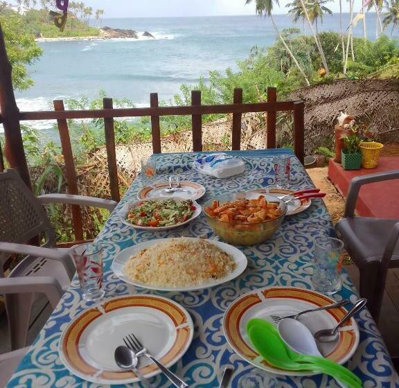 Pensão Isara Beach Paradise