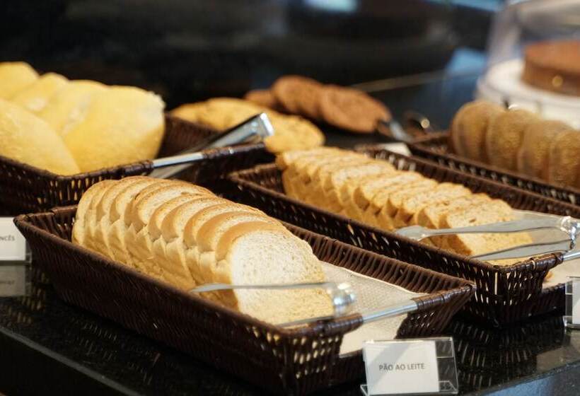 Trento Hotel Guaíra By Unna