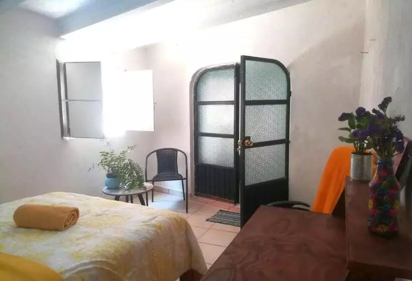 تختخواب و صبحانه Home Sweet Home Guanajuato