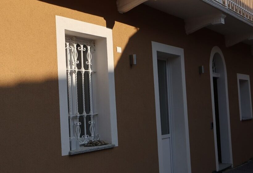 تختخواب و صبحانه La Bolgora Guesthouse