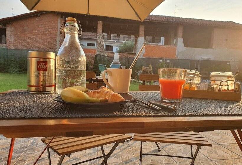 تختخواب و صبحانه La Bolgora Guesthouse