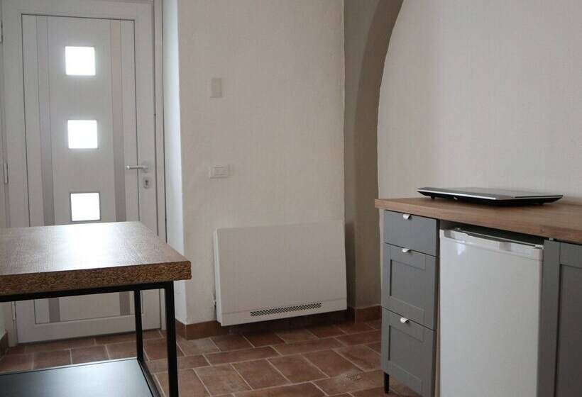 تختخواب و صبحانه La Bolgora Guesthouse