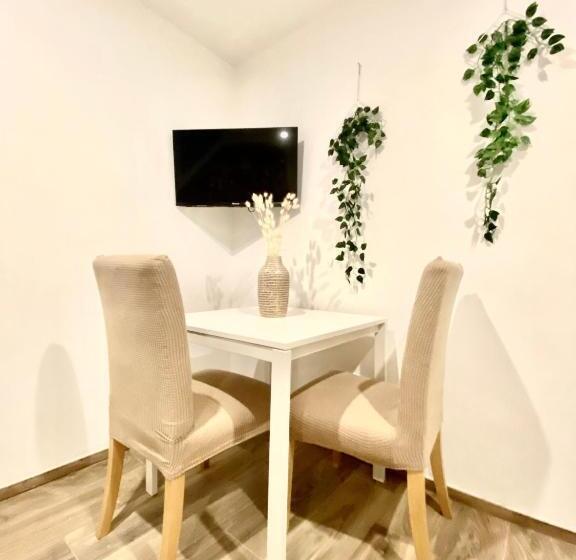 ベッドアンドブレックファースト Stella Marina Luxury