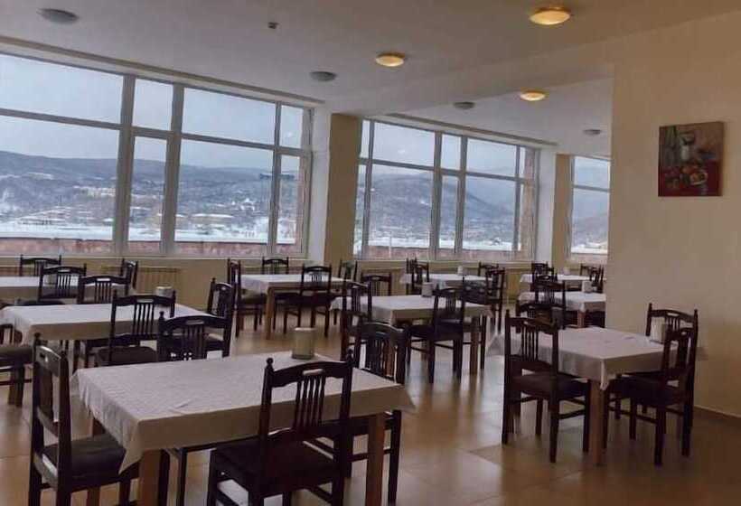 Cardinal Hotel Tsaghkadzor