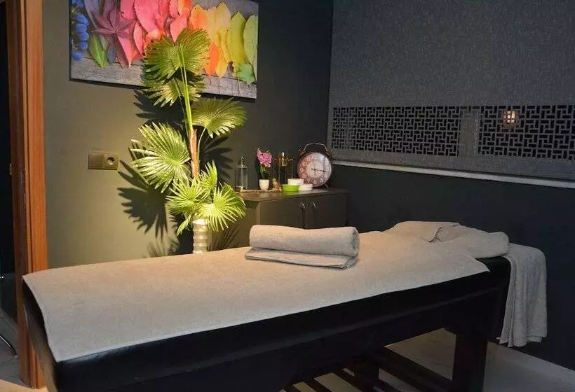 ホテル Anemon Kent Uşak