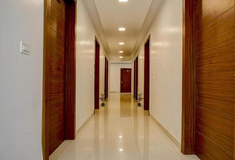 호텔 Collection O Blue Diamond