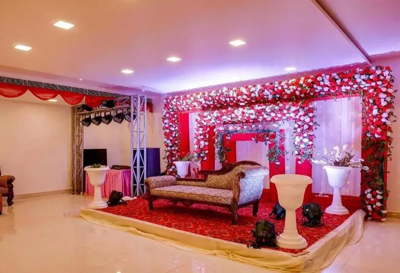 Hotelli Collection O Blue Diamond