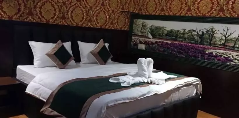 Hotelli Darussalam Restaurant And Inn