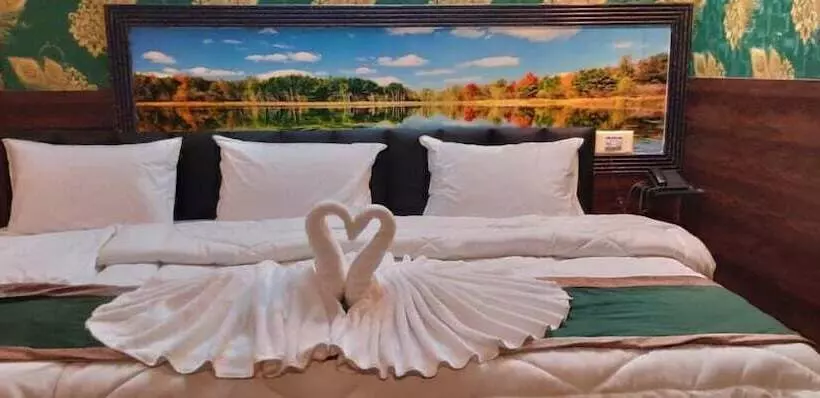 Hotelli Darussalam Restaurant And Inn